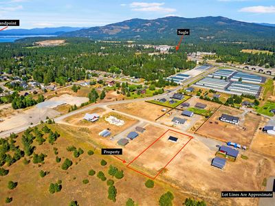 100 Omaha Way, Sagle, ID, 83860