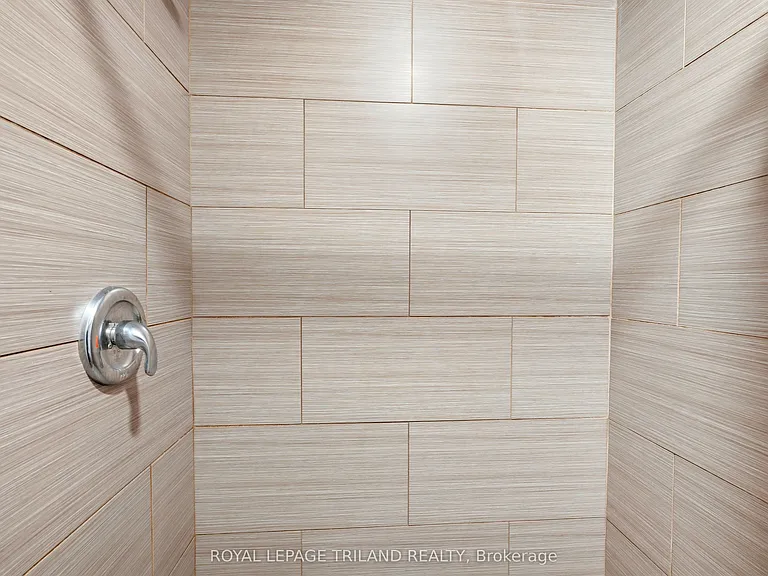525 Richmond St #2 — Photo 8