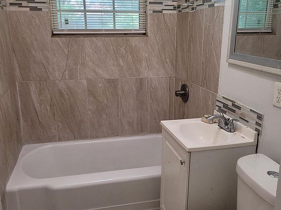5th image of 5922 Southtown St