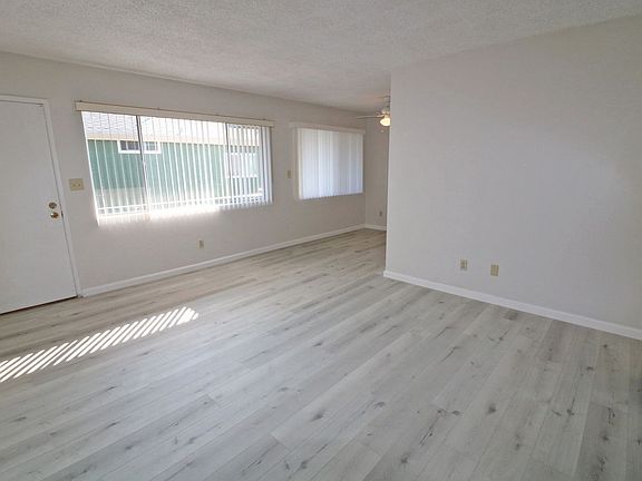 5th image of 4573 Florida St