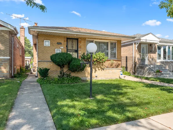 8942 S Oglesby Ave, Chicago, IL 60617