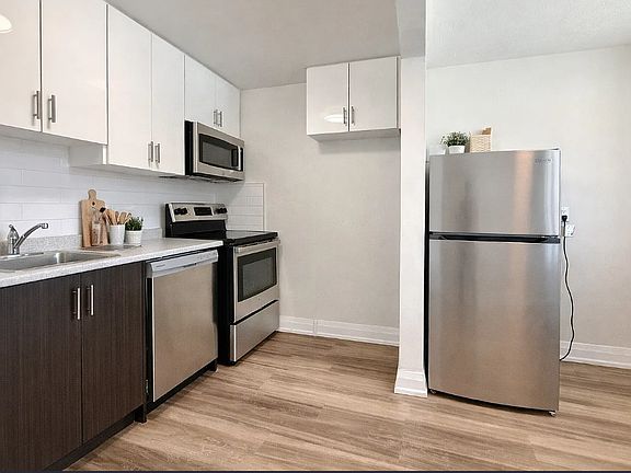 5th image of 280 Lorne Ave #3
