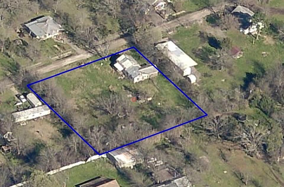 1st image of 603 W Lamar St