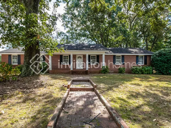 2764 Michelle Cir, Dacula, GA 30019