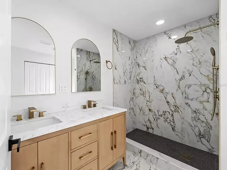 2015 Poe St — Photo 8