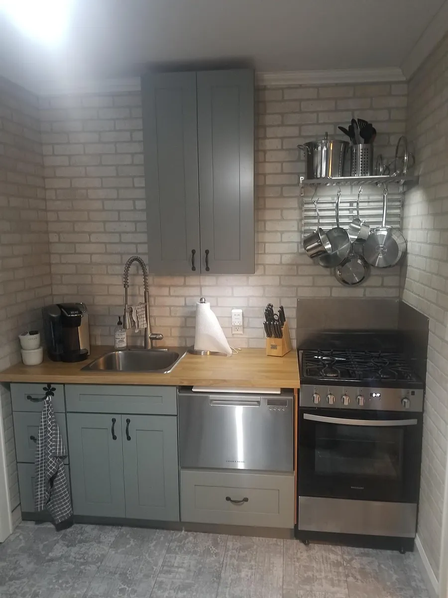 Newer appliances with dishwasher! - 4111 Cedar Ave S #2