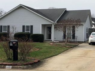 4402 Bear Ridge Ct, Greensboro, NC 27406