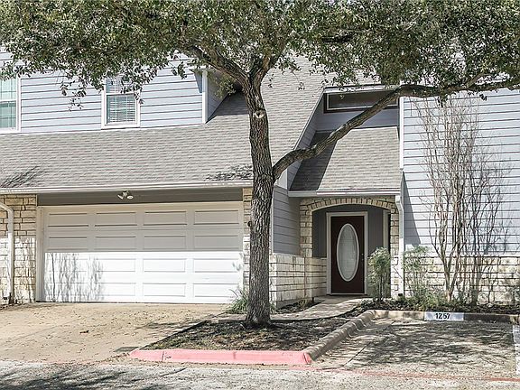 2nd image of 1255 Canyon Creek Cir