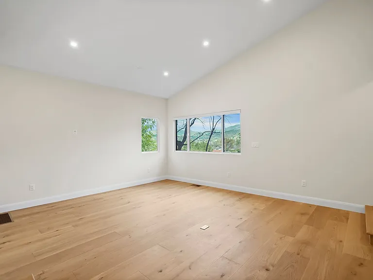 4762 E Charters Ave — Photo 15