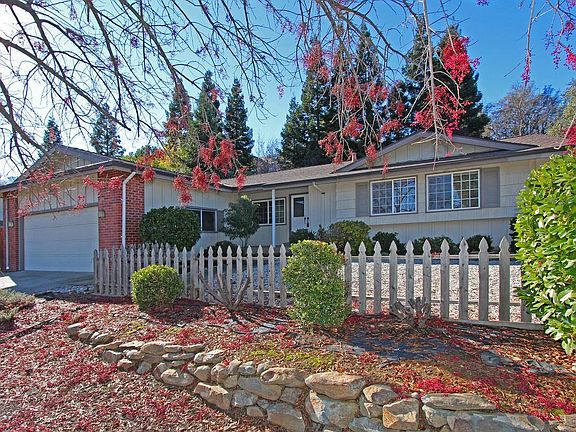 3rd image of 2820 Stanford Ln