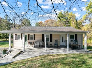 6267 Belspring Rd, Radford, VA 24141