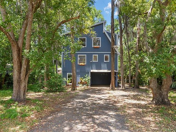 3rd image of 12665 Lacey Dr