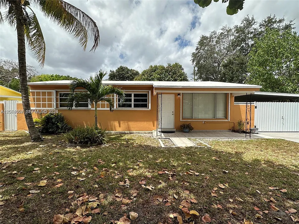 10500 NW 28th Ct