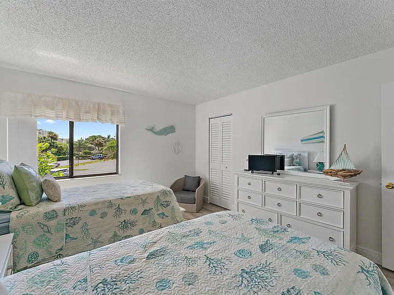 1605 S US Highway 1 #B201 — Photo 26