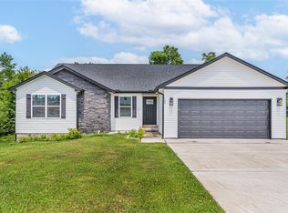 133 Meadowbrook Cir, Bowling Green, KY 42101