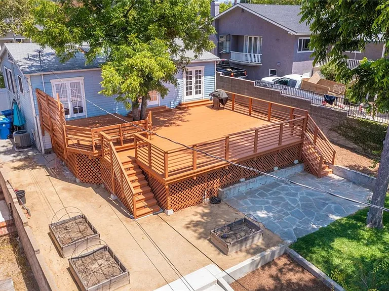 5049 Mount Royal Dr — Photo 20