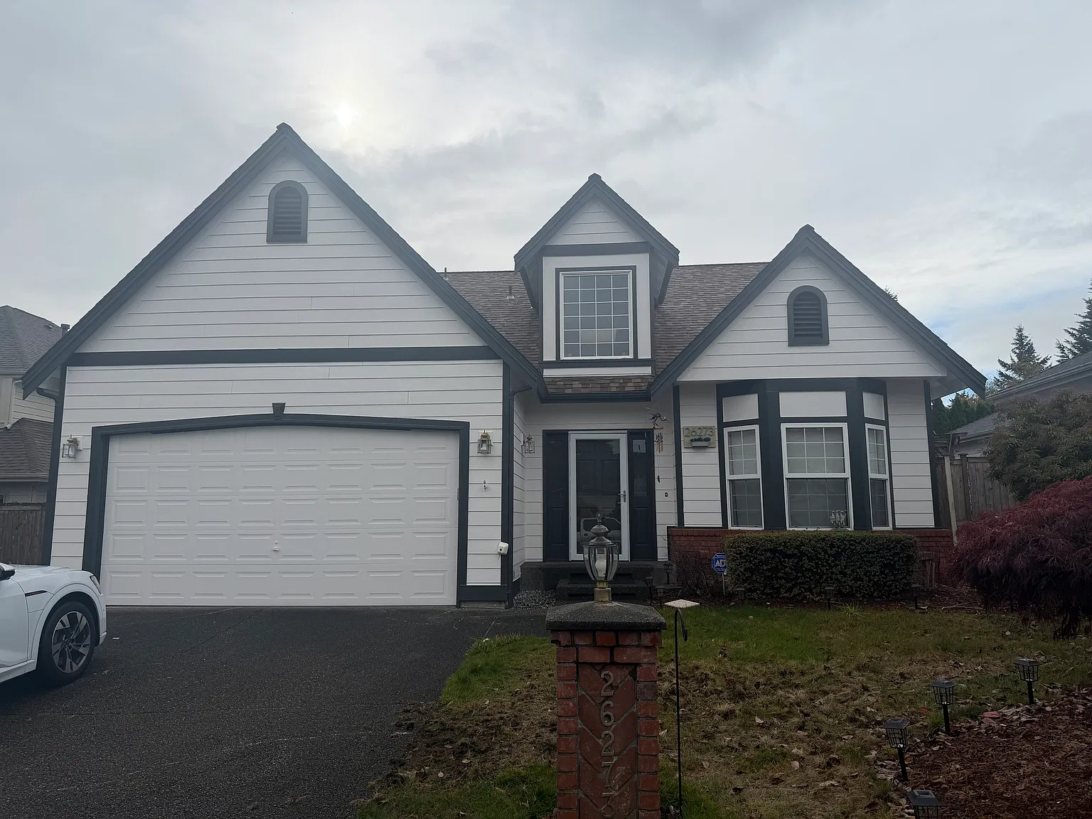 3 bed, 2.5 bath, 2170 sqft, $3,500 — Photo 1