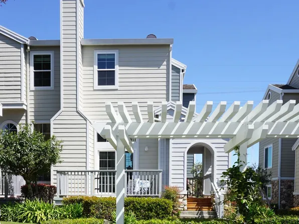 318 Genoa Dr #160, Redwood City, CA 94065