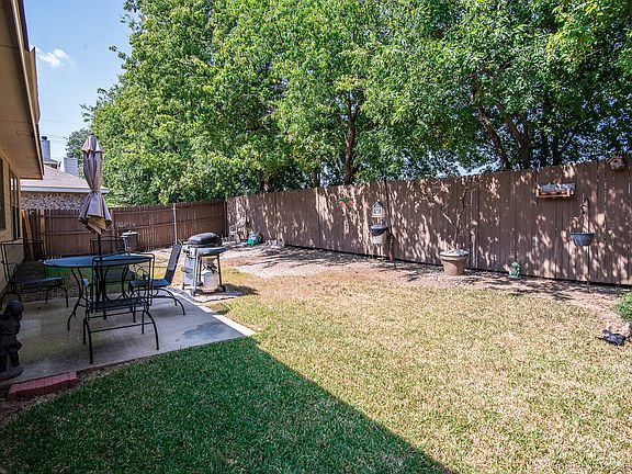 4th image of 4417 Grassy Glen Dr