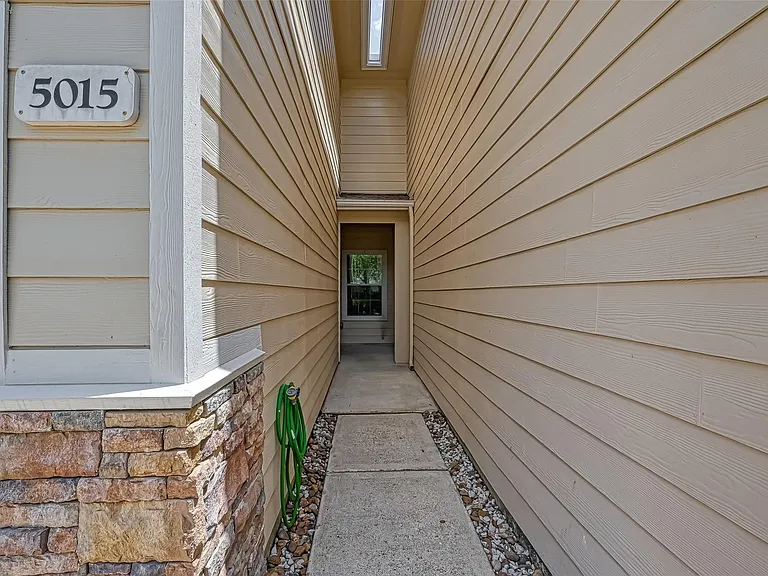 5015 Dartmoor Ridge Trl — Photo 5