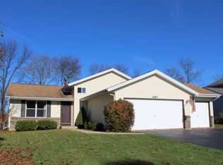 6462 Maeve Ln, Rockford, IL 61107