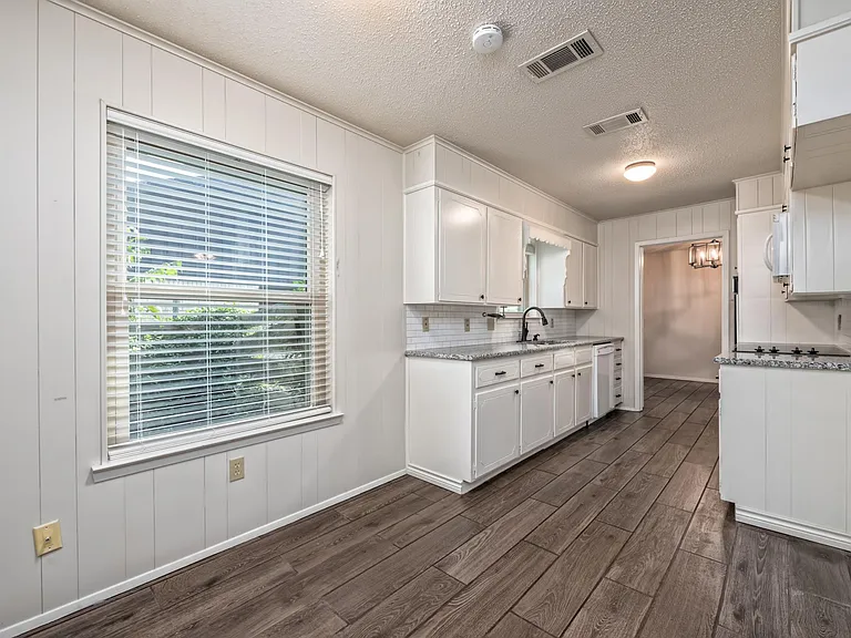 424 Richland Dr — Photo 13