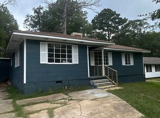 2517 Coronet Pl, Jackson, MS 39204