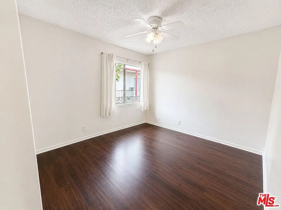 2 bed, 1.0 bath, 500 sqft, $2,150 — Photo 4