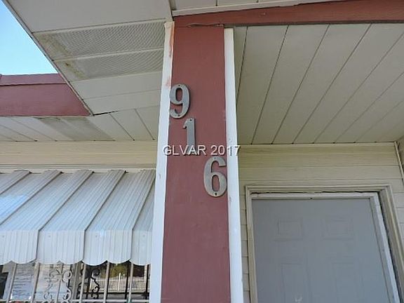 3rd image of 916 N Yale St