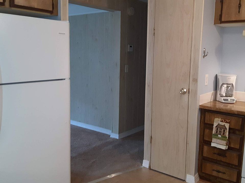 1st image of 6420B Lakewood Dr #Rg-781