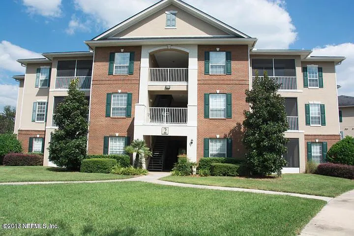 3 bed, 2.0 bath, 1496 sqft, $1,650 — Photo 3
