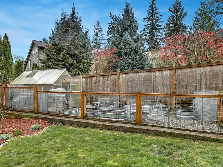 4632 141st Ct SE — Photo 18