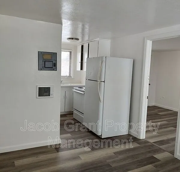 4719 Yellowstone Ave #16 — Photo 5