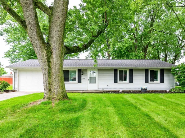 1206 Scots Ln, New Haven, IN 46774