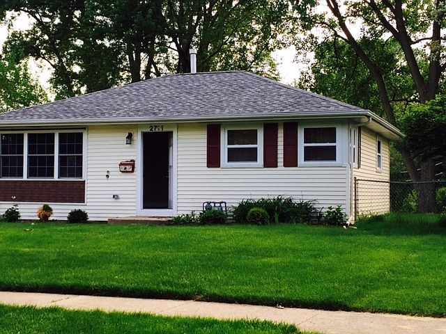 1st image of 2711 School Dr