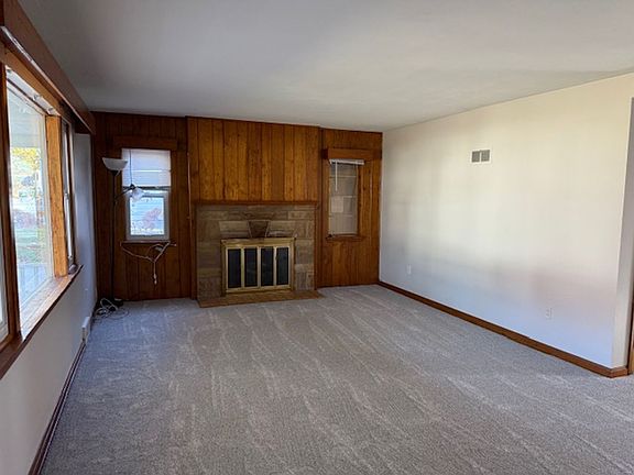 3rd image of 559 Hartzler St