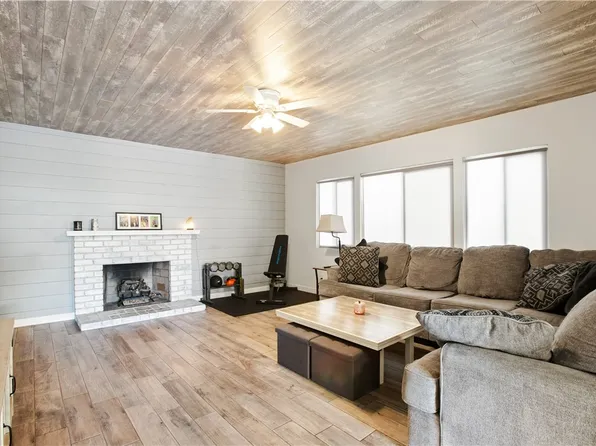 207 E Morningside St, Long Beach, CA 90805