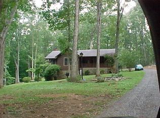 3975 Rutrough Rd, Roanoke, VA 24014