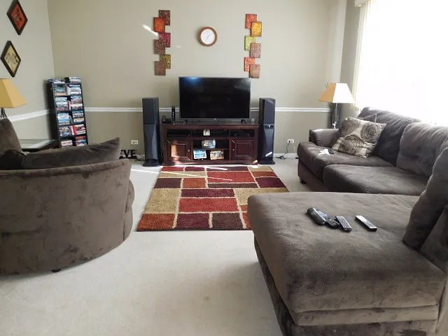 469 Mockingbird Ct photo 1