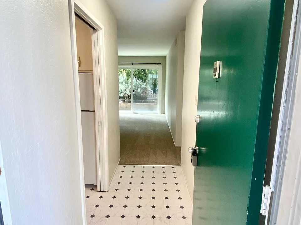1st image of 2401 Carlmont Dr #6