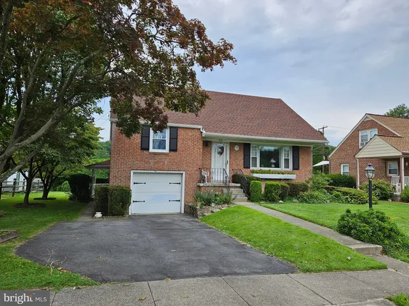 210 W 40th St, Reading, PA 19606