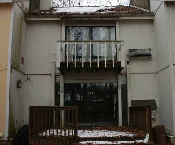 2nd image of 14220 Harbour Pl