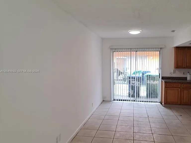2560 NW 52nd Ave #C18 — Photo 1