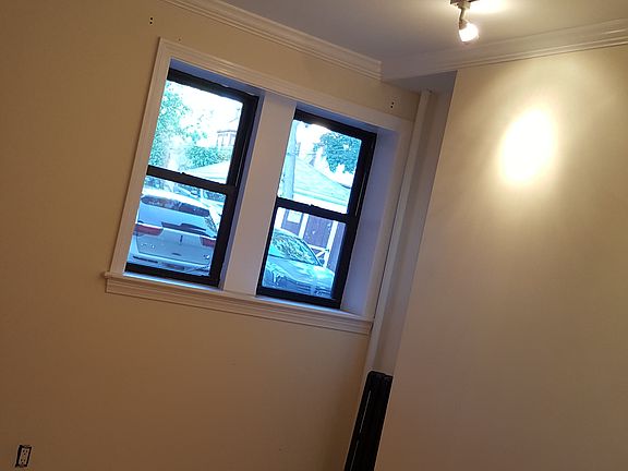 3rd image of 79 S Highland Ave APT B1