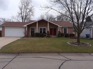 1604 Whitehirst Manor Dr, Saint Charles, MO 63304