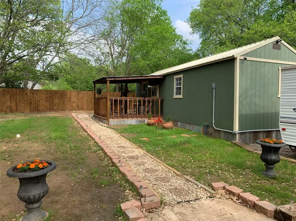 111 Live Oak Loop, Whitney, TX 76692
