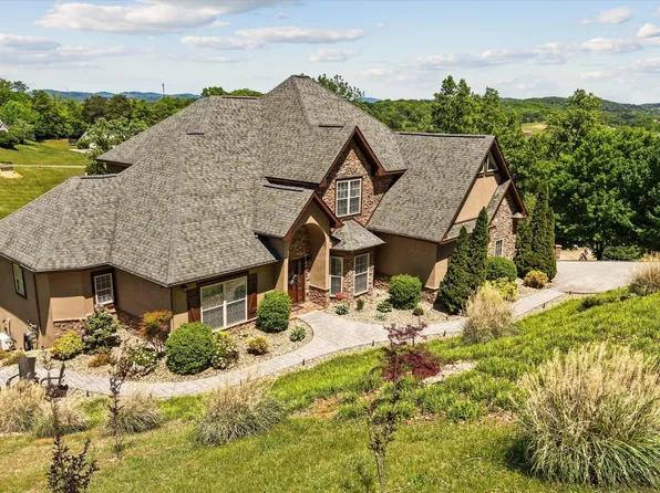3419 Bentwood Dr, Kodak, TN 37764