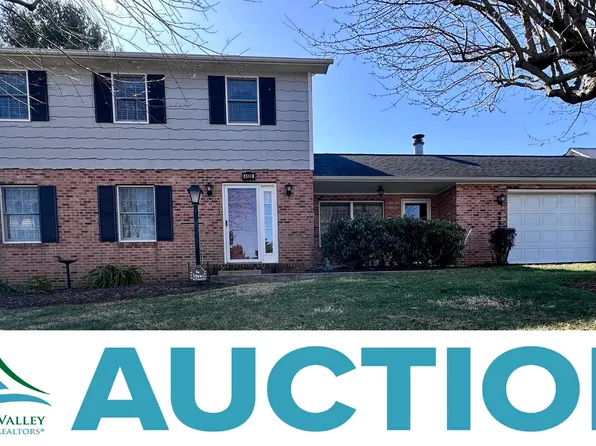 4528 Newbern Heights Dr, Pulaski, VA 24301