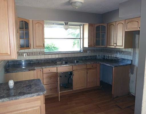 2nd image of 4488 Brooksdale Dr