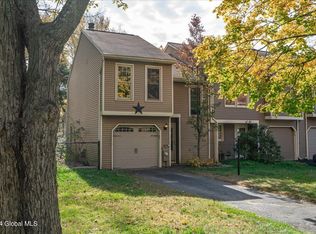 49 Carriage Rd, Clifton Park, NY 12065